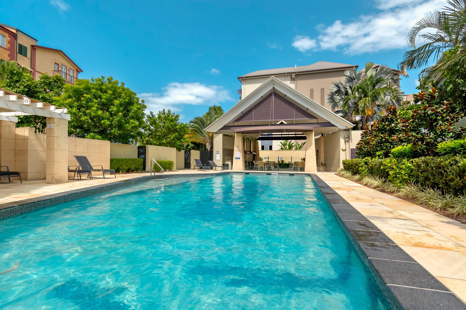 3313 Central Place CARRARA 14