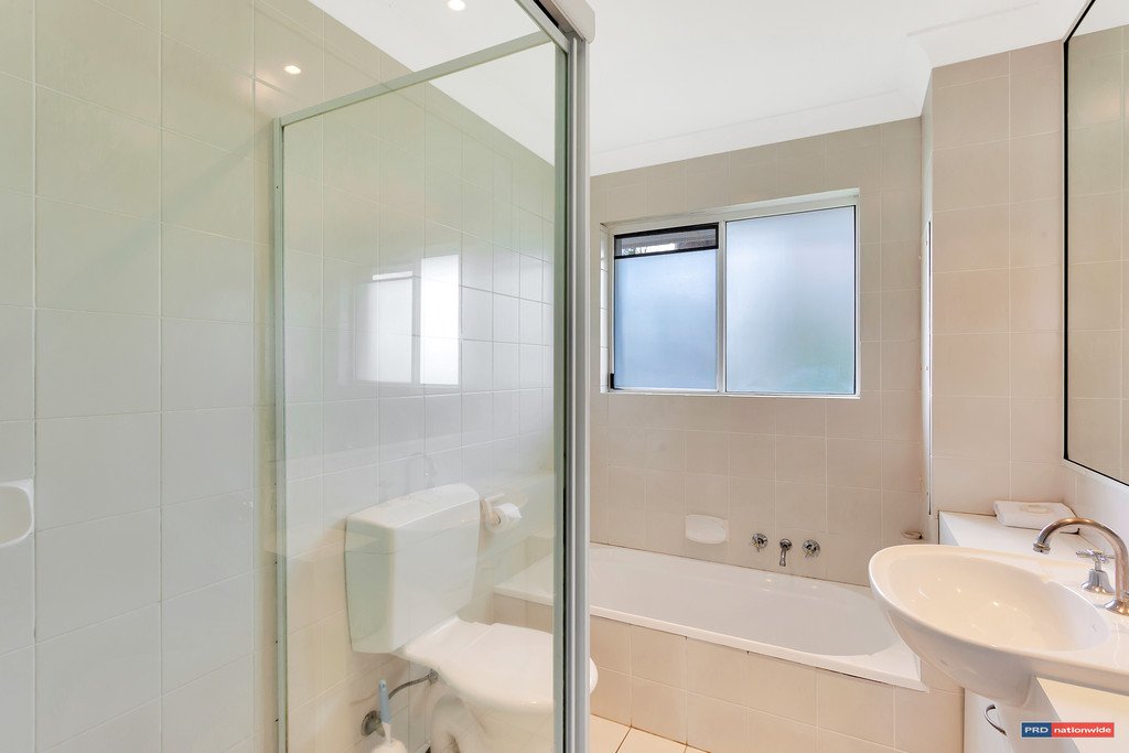 33/136 The Esplanade BURLEIGH HEADS 10