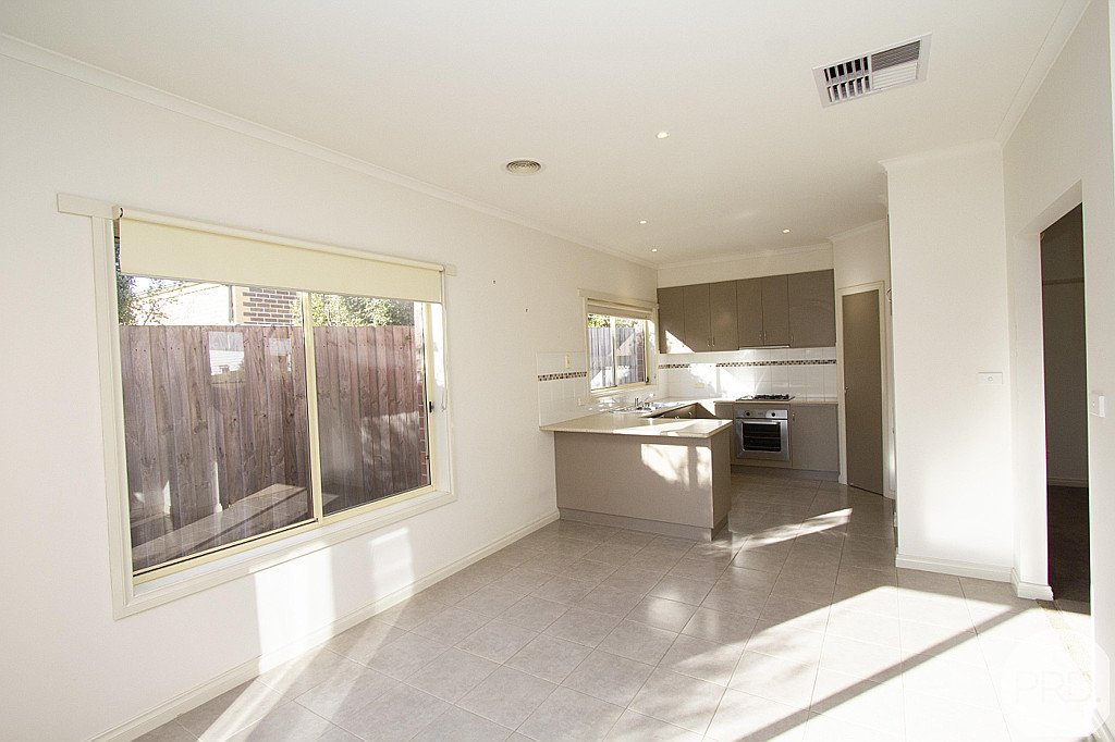 3/314 Forest Street BUNINYONG 9