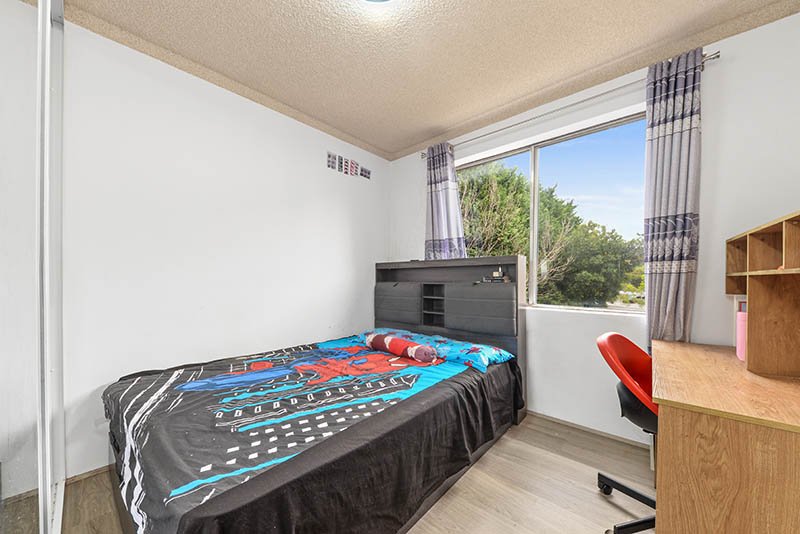 33/15 Grace Campbell Crescent HILLSDALE 11