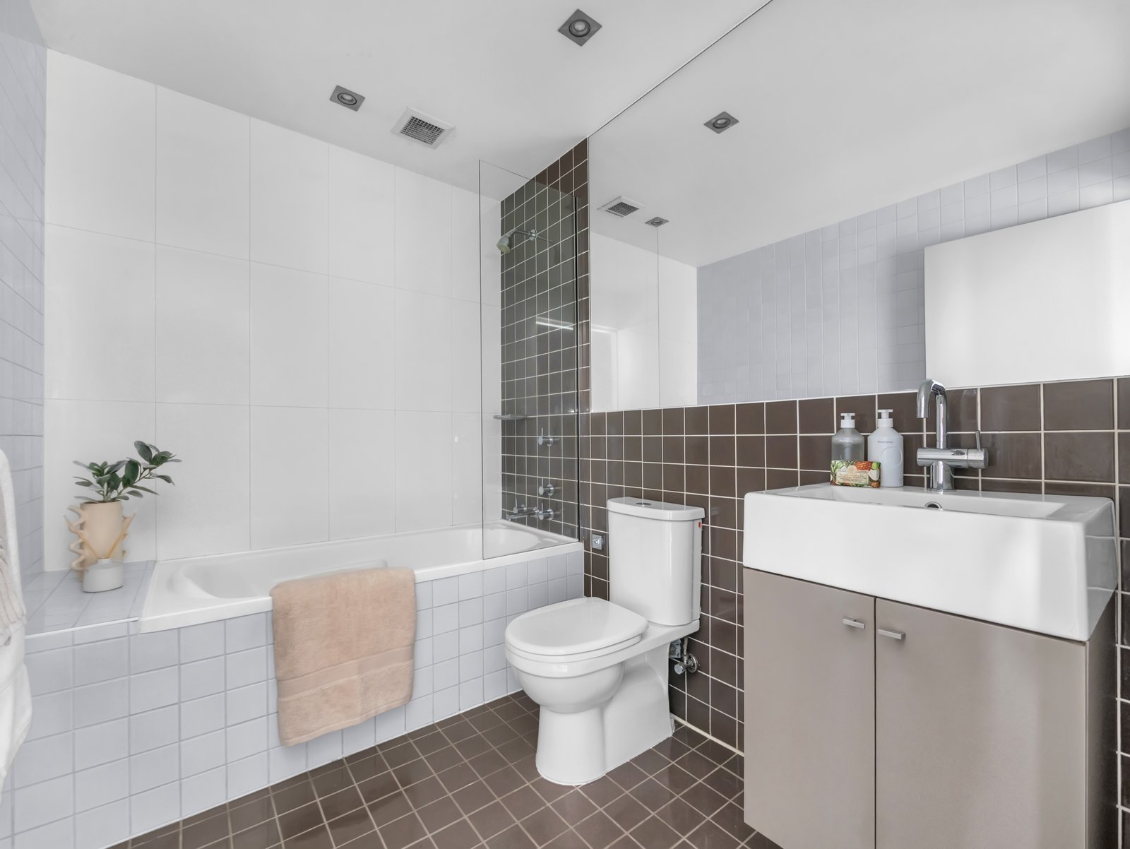 33/15 Green Street MAROUBRA 9