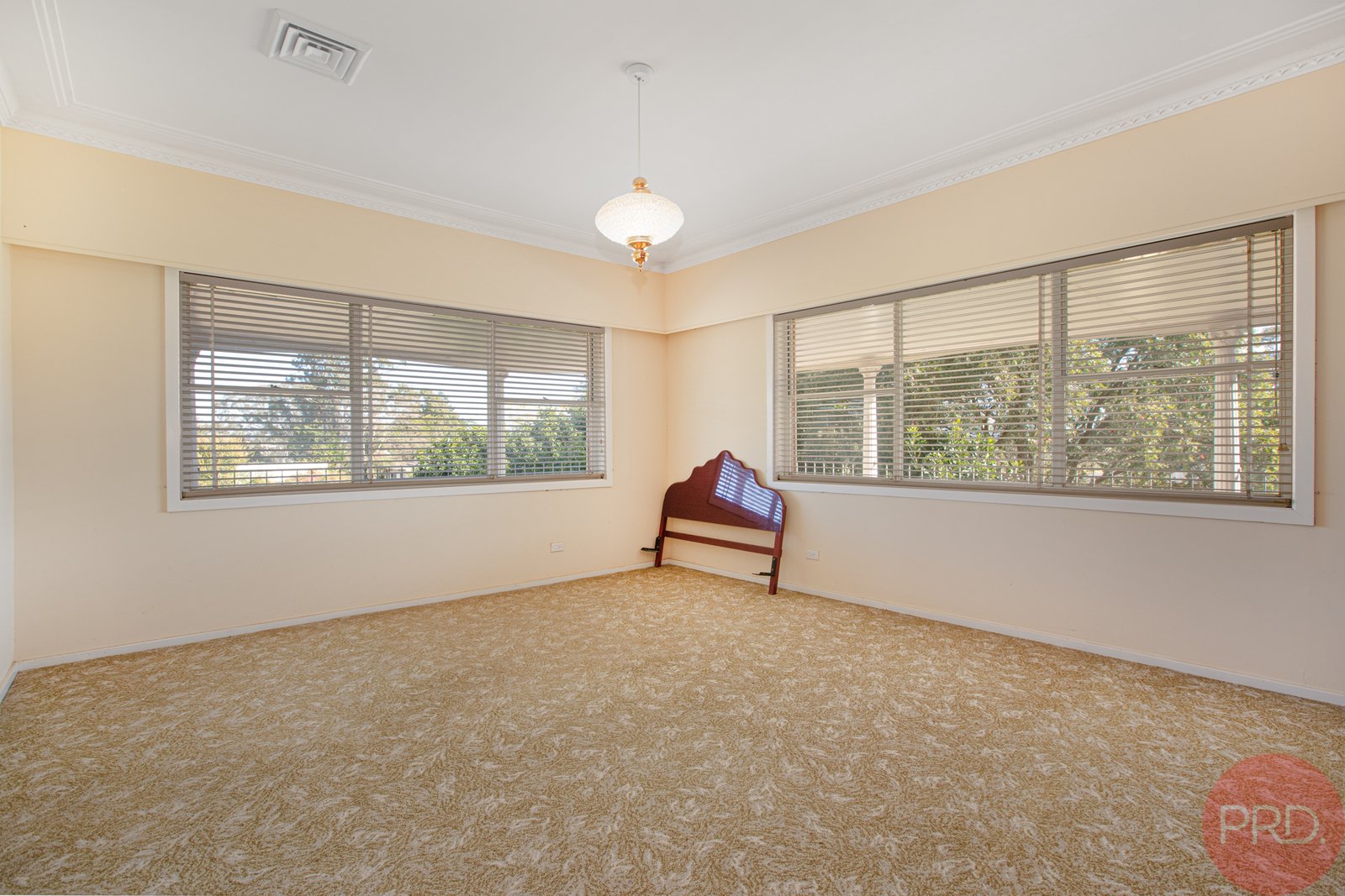 332 & 336 Aberglasslyn Road ABERGLASSLYN 17