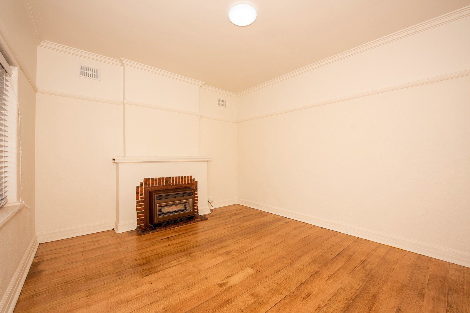 Gallery: 3/32 Alma Grove