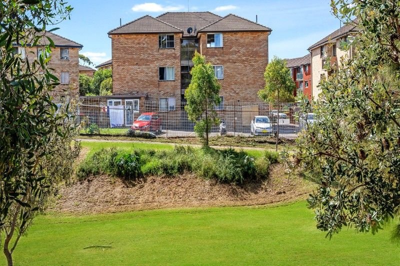 3/32 Brittain Crescent HILLSDALE 3