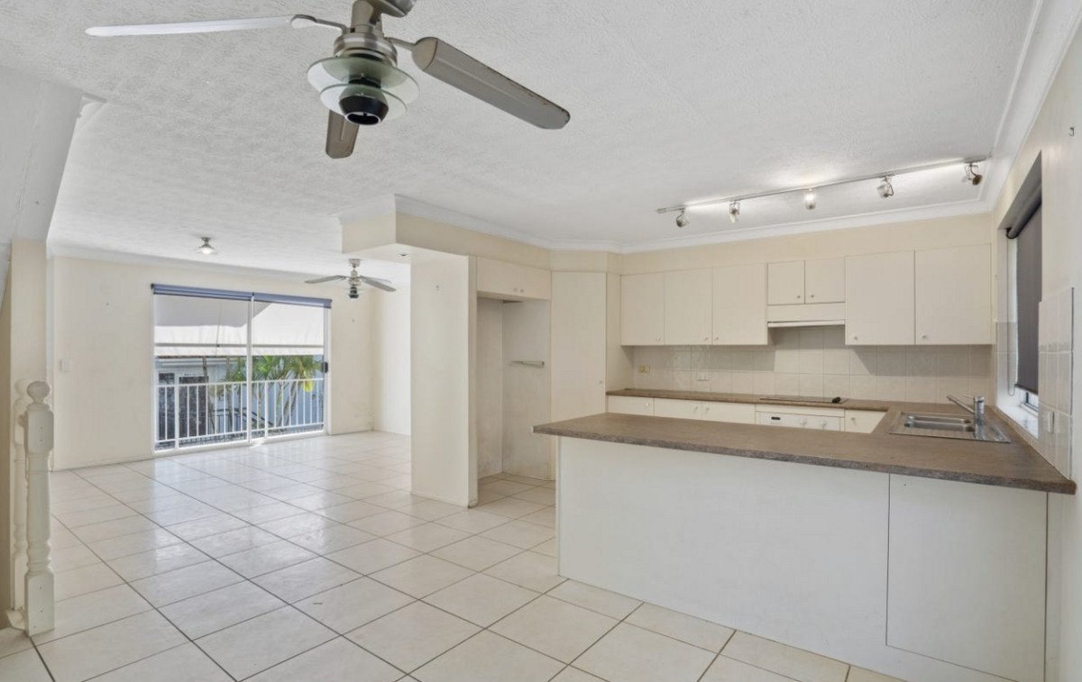 3/32 Burleigh Street BURLEIGH HEADS 4