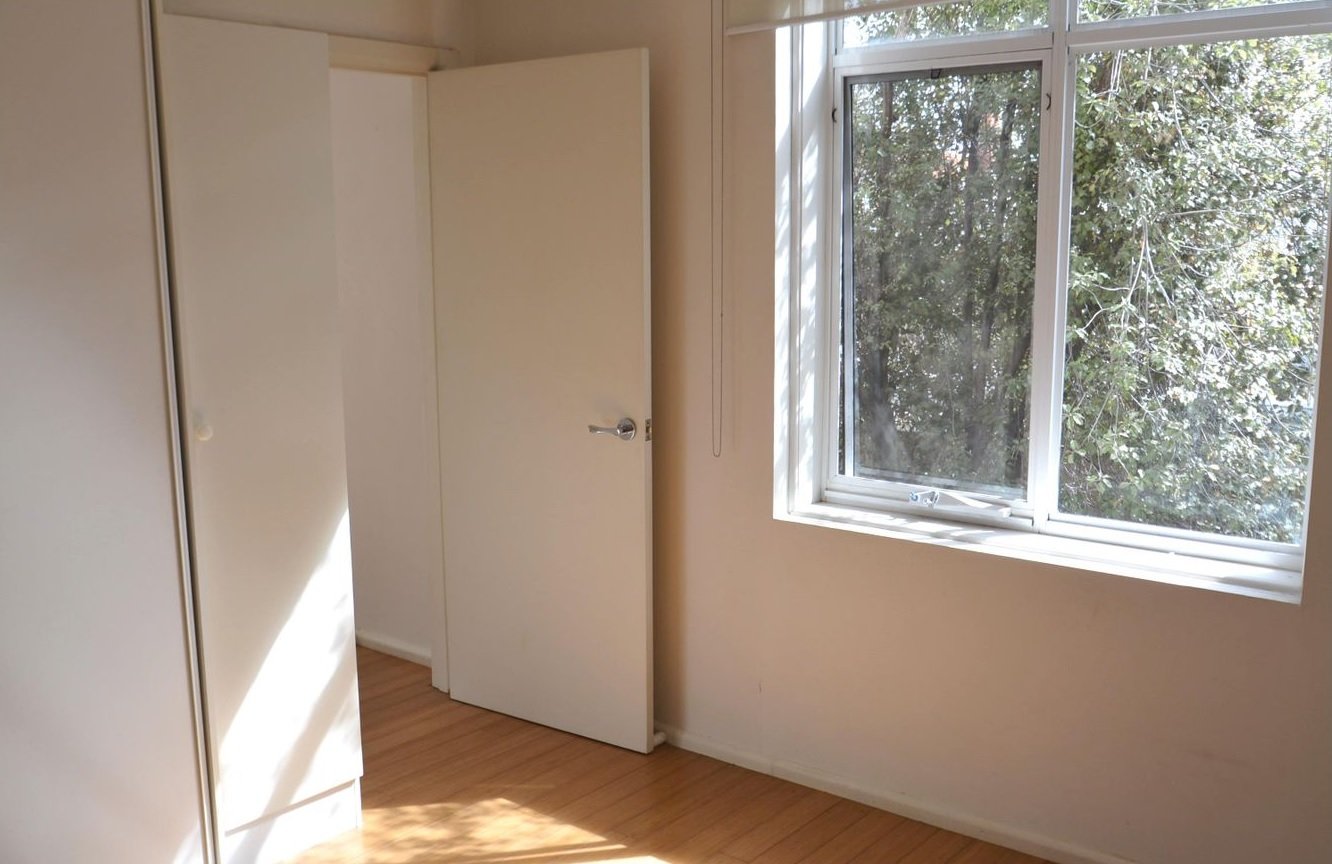 Real Estate and Property in 3/32 Dwyer Street, Clifton Hill, VIC