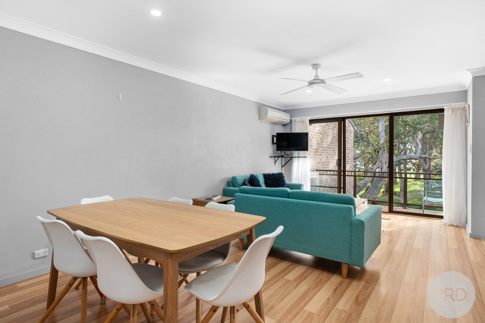 33/2 Gowrie Avenue NELSON BAY 9