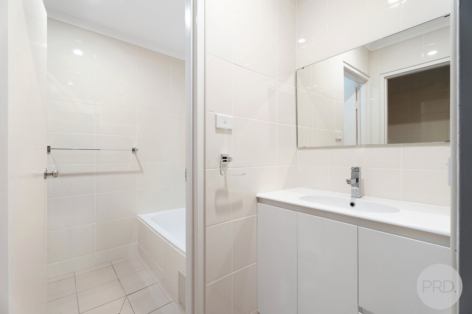 33/2 Gowrie Avenue NELSON BAY 12