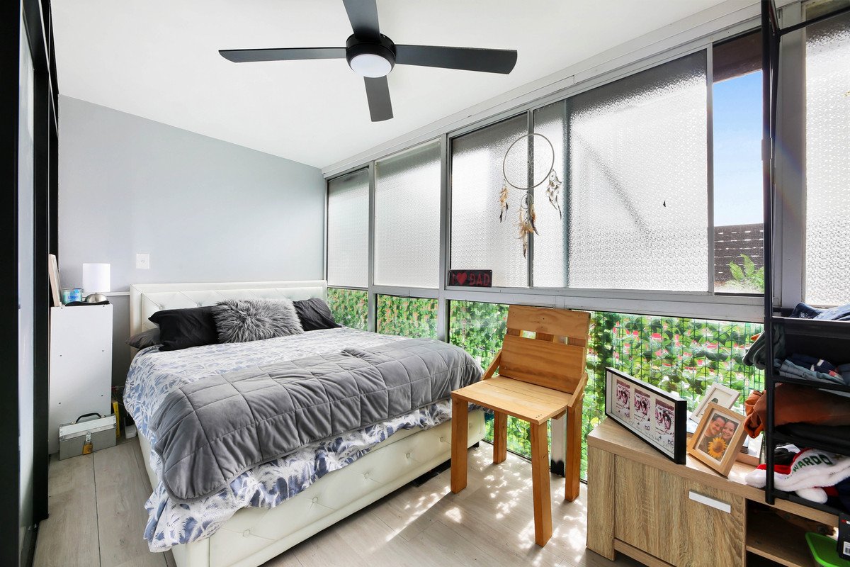 3/32 Hayle Street Burleigh Heads 10