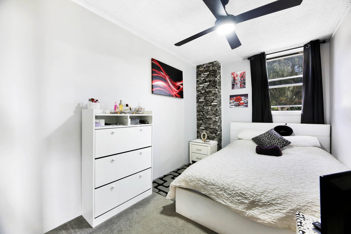 3/32 Hayle Street Burleigh Heads 12