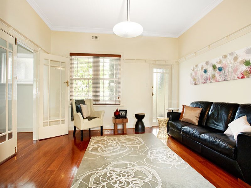 Gallery: 3/32 Hotham Street