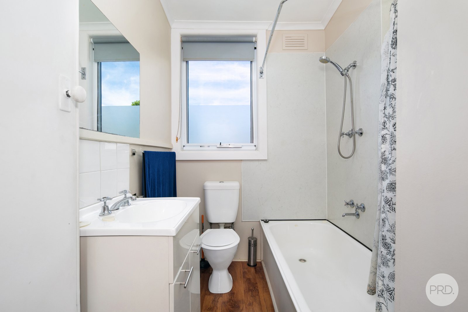 332 Joseph Street CANADIAN 7