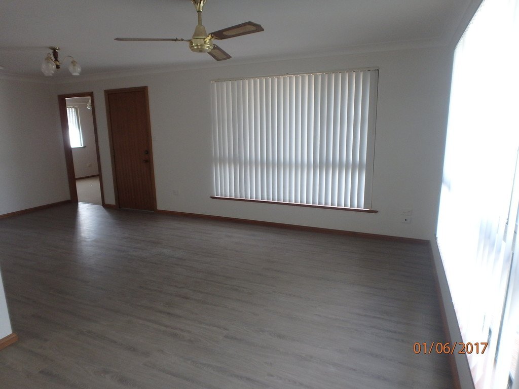 3/32 Lake Street LAURIETON 3