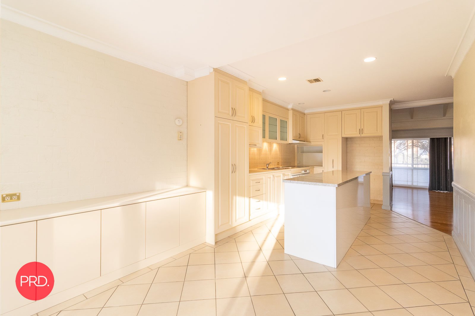 3/32 Macquoid Street QUEANBEYAN EAST 6