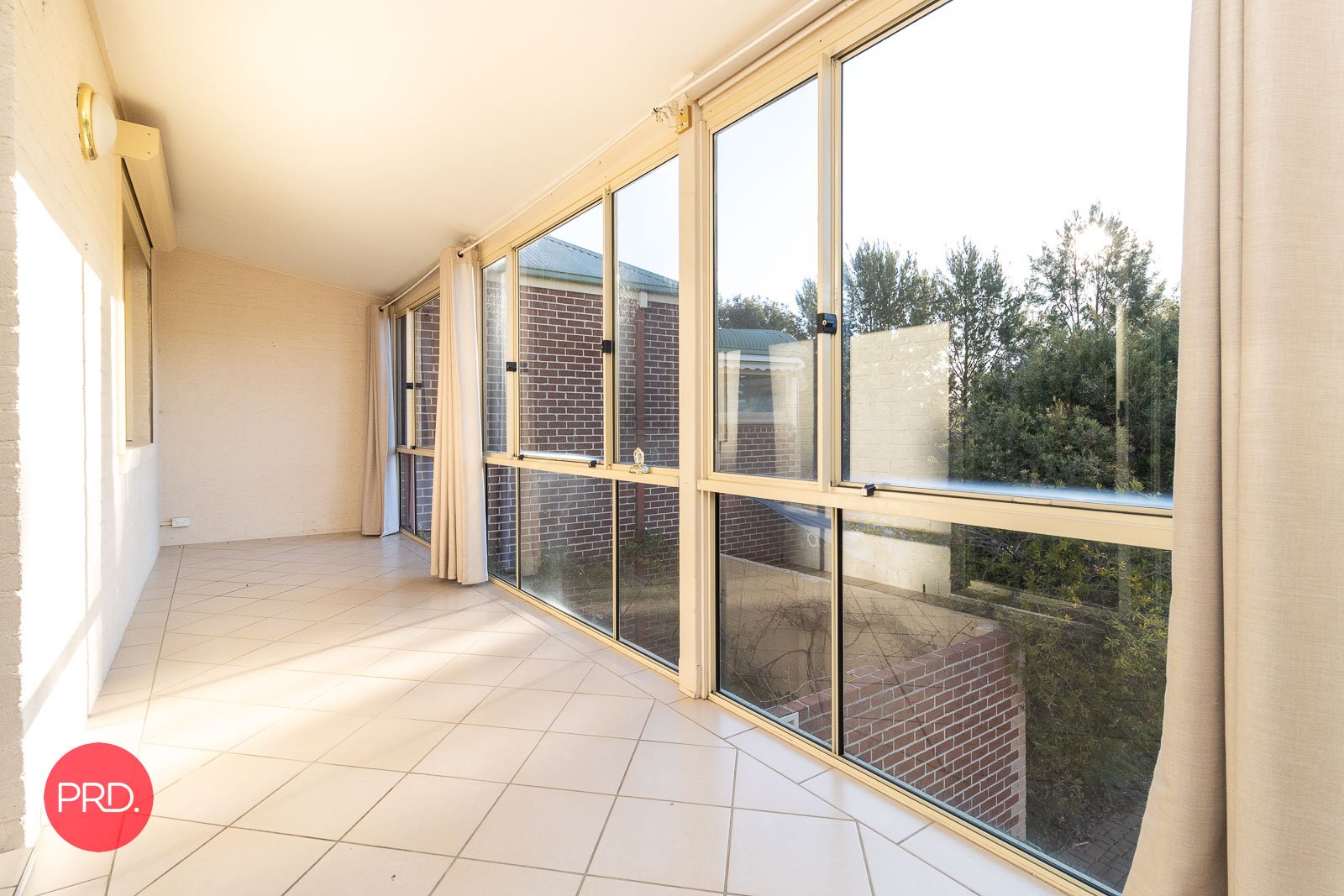 3/32 Macquoid Street QUEANBEYAN EAST 8