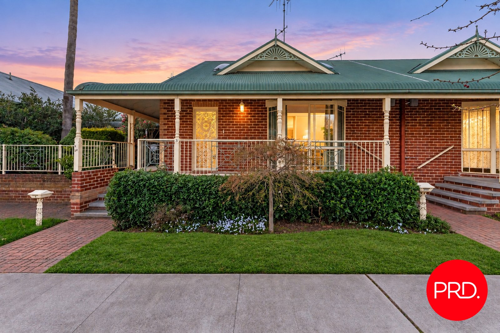 3/32 Macquoid Street QUEANBEYAN EAST 1