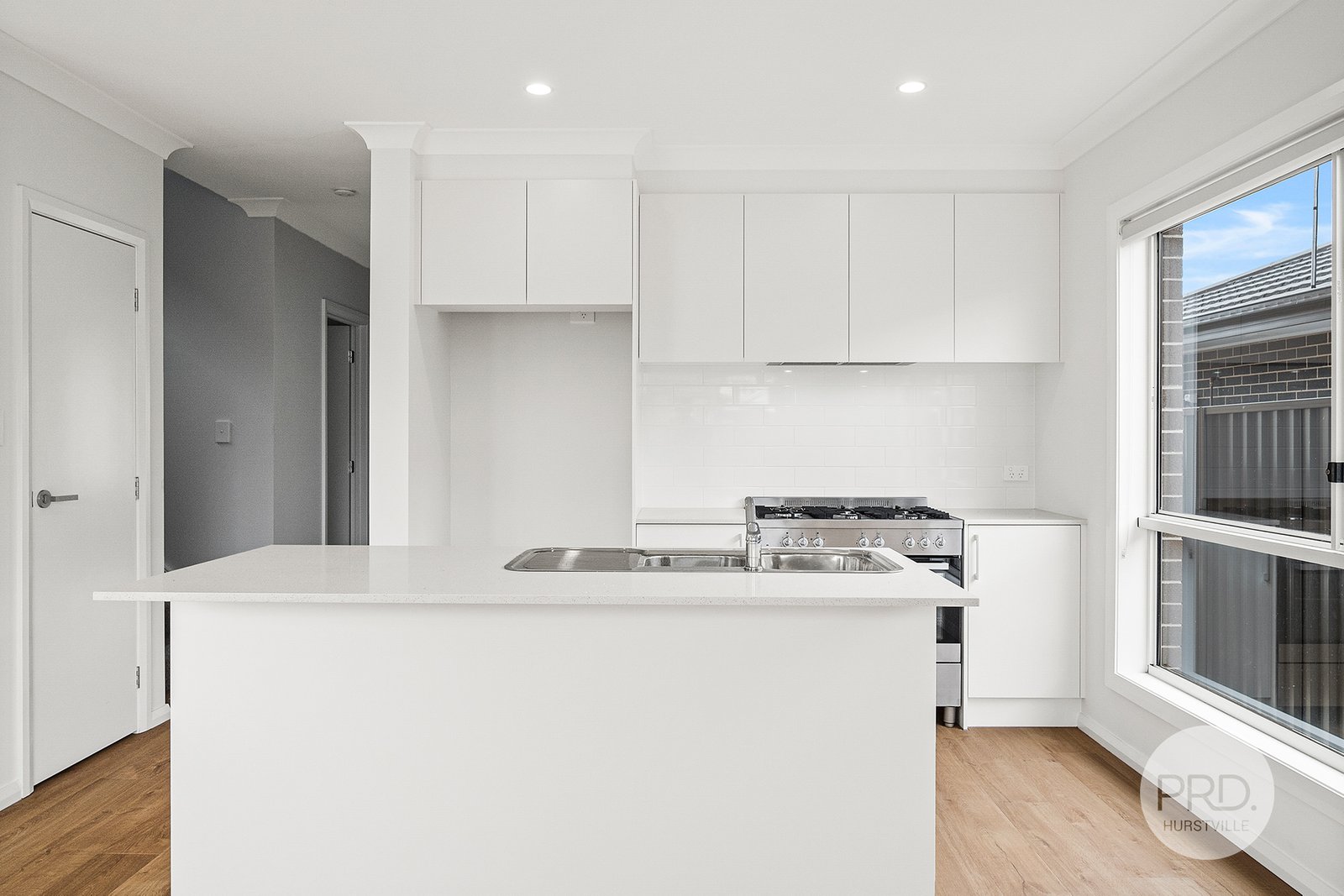 332 Ninth Avenue AUSTRAL 2