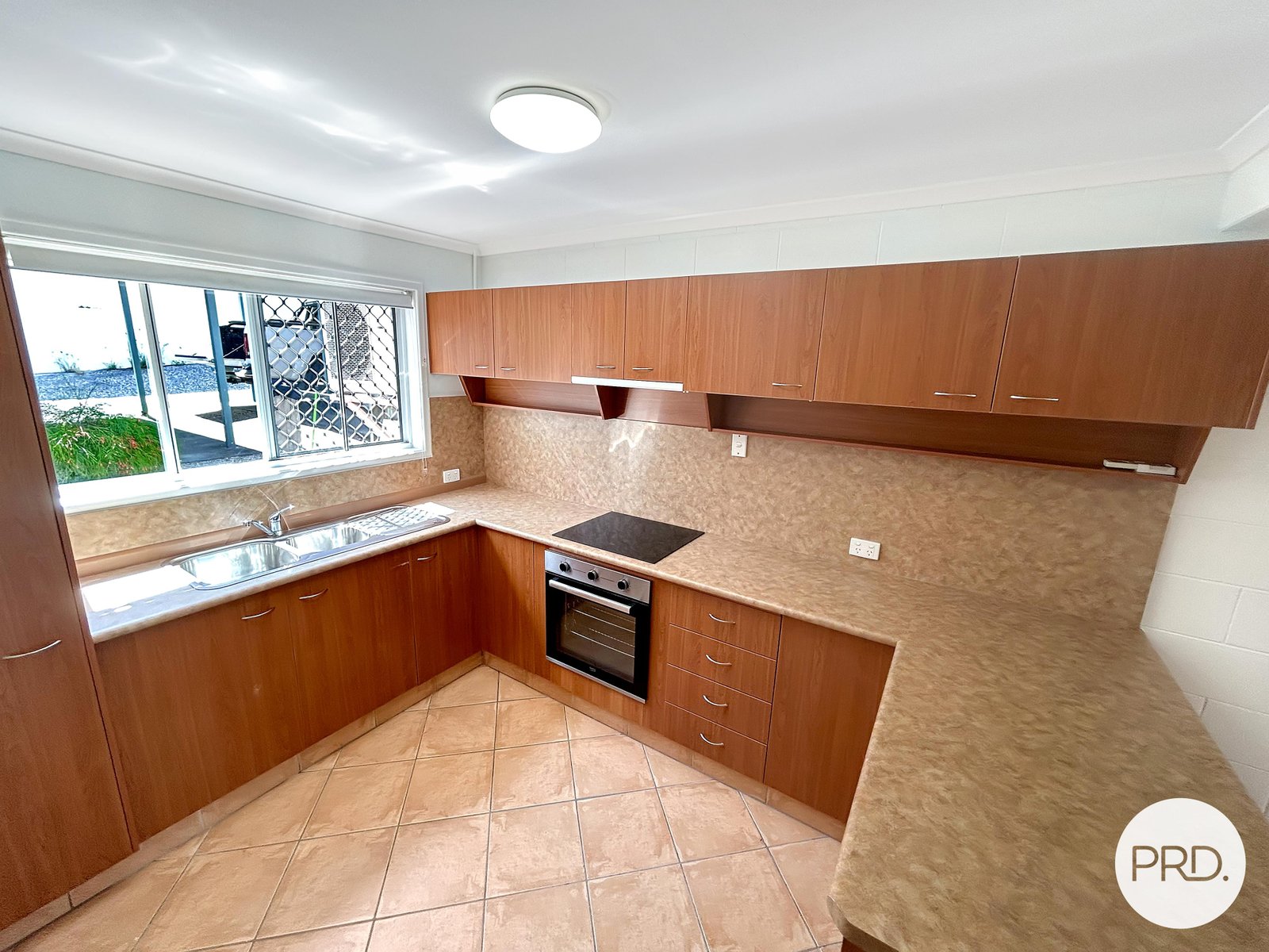 3/32 Parkside Street TANNUM SANDS 4