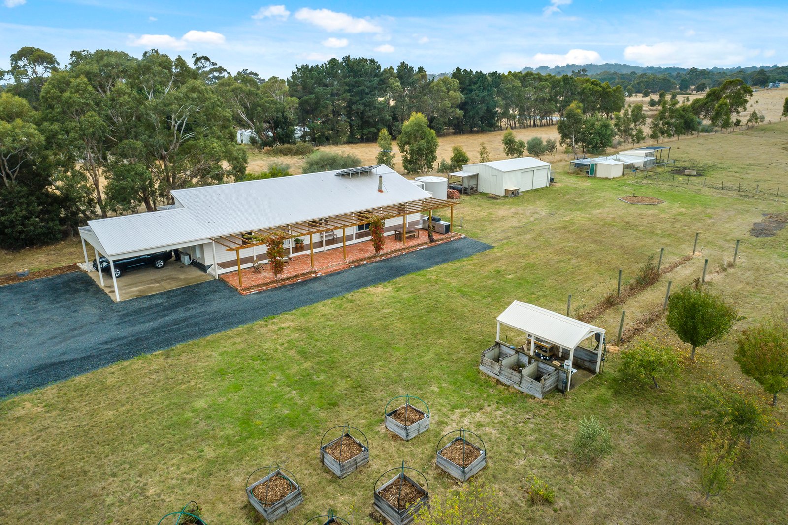 Real Estate and Property in 332 Redesdale Road, Kyneton, VIC