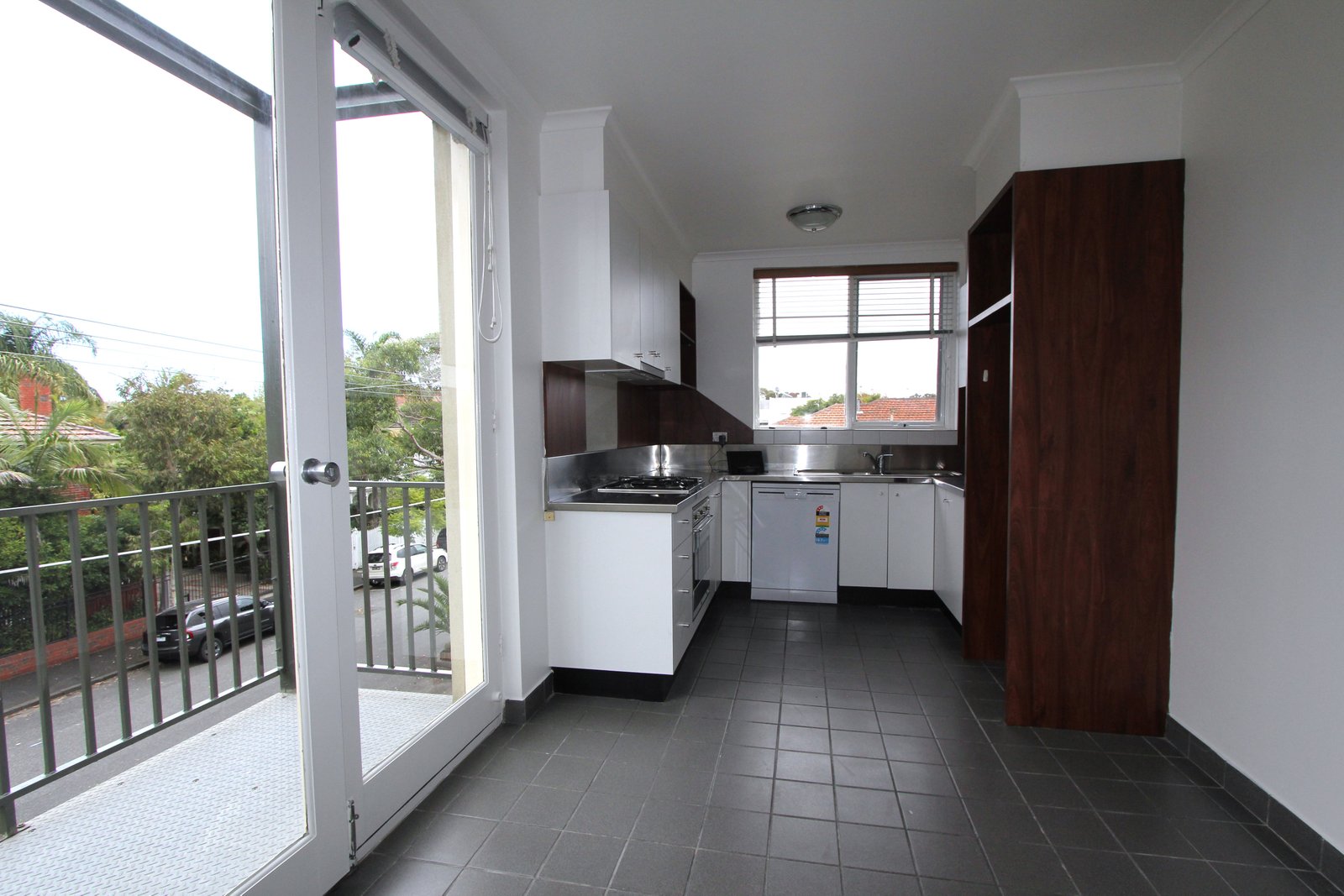 Real Estate and Property in 3/32 Vale Street, St Kilda, VIC