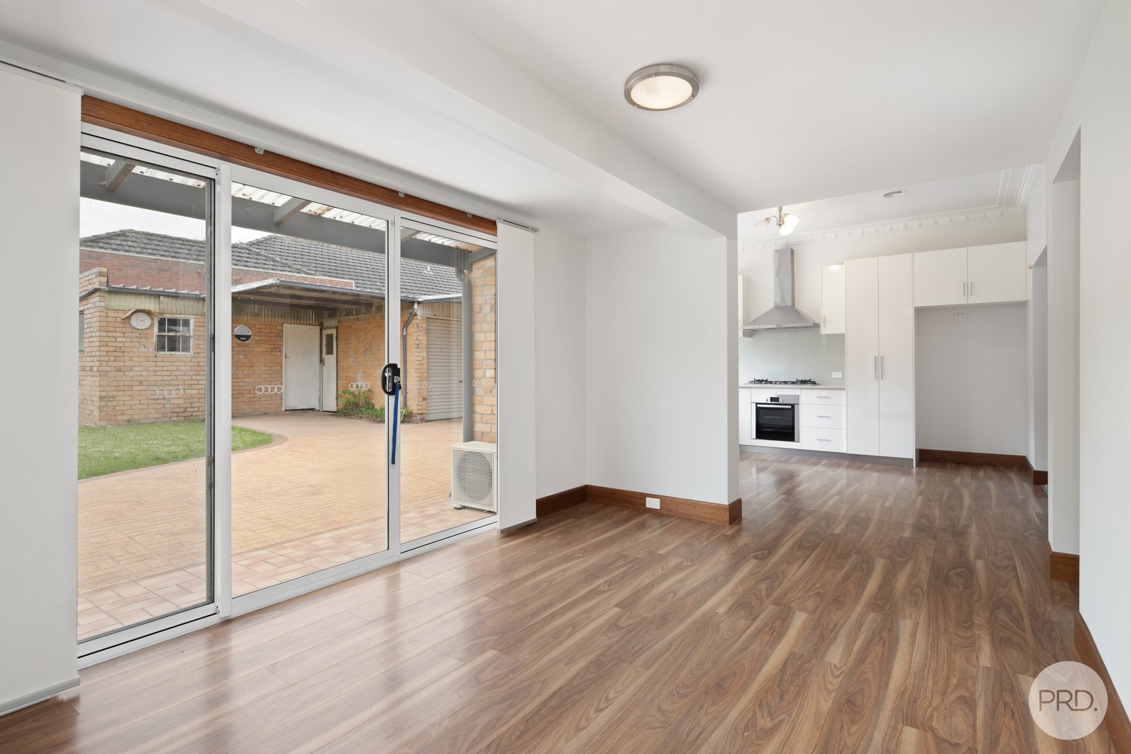 332 Wendouree Parade LAKE WENDOUREE 6