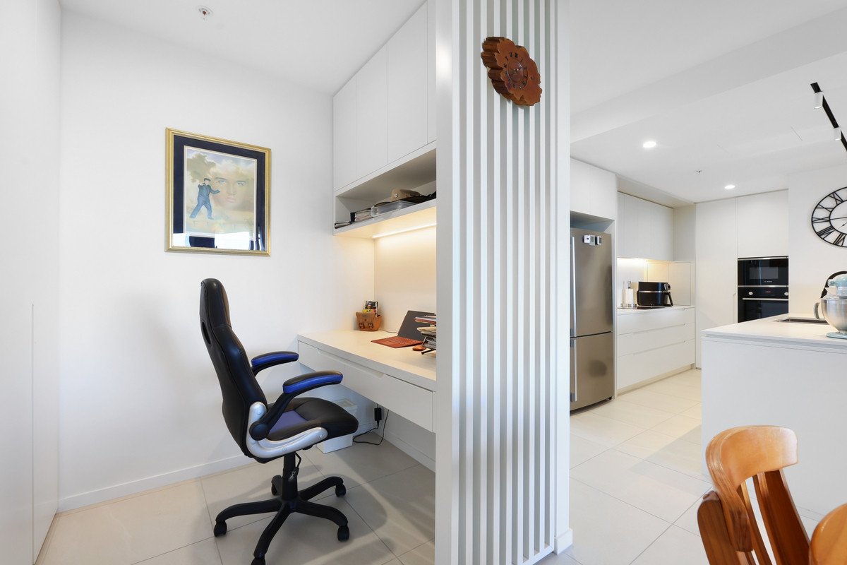 33/20 Executive Drive Burleigh Waters 6