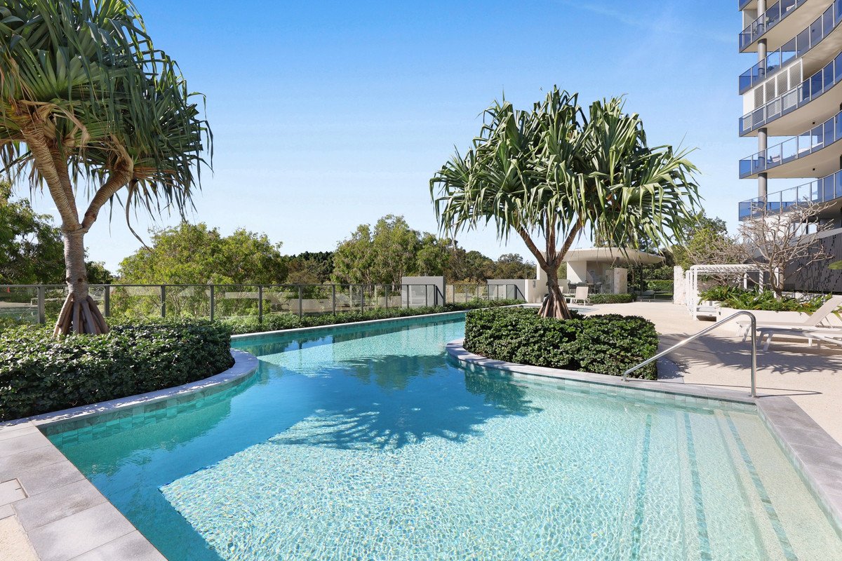 33/20 Executive Drive Burleigh Waters 20