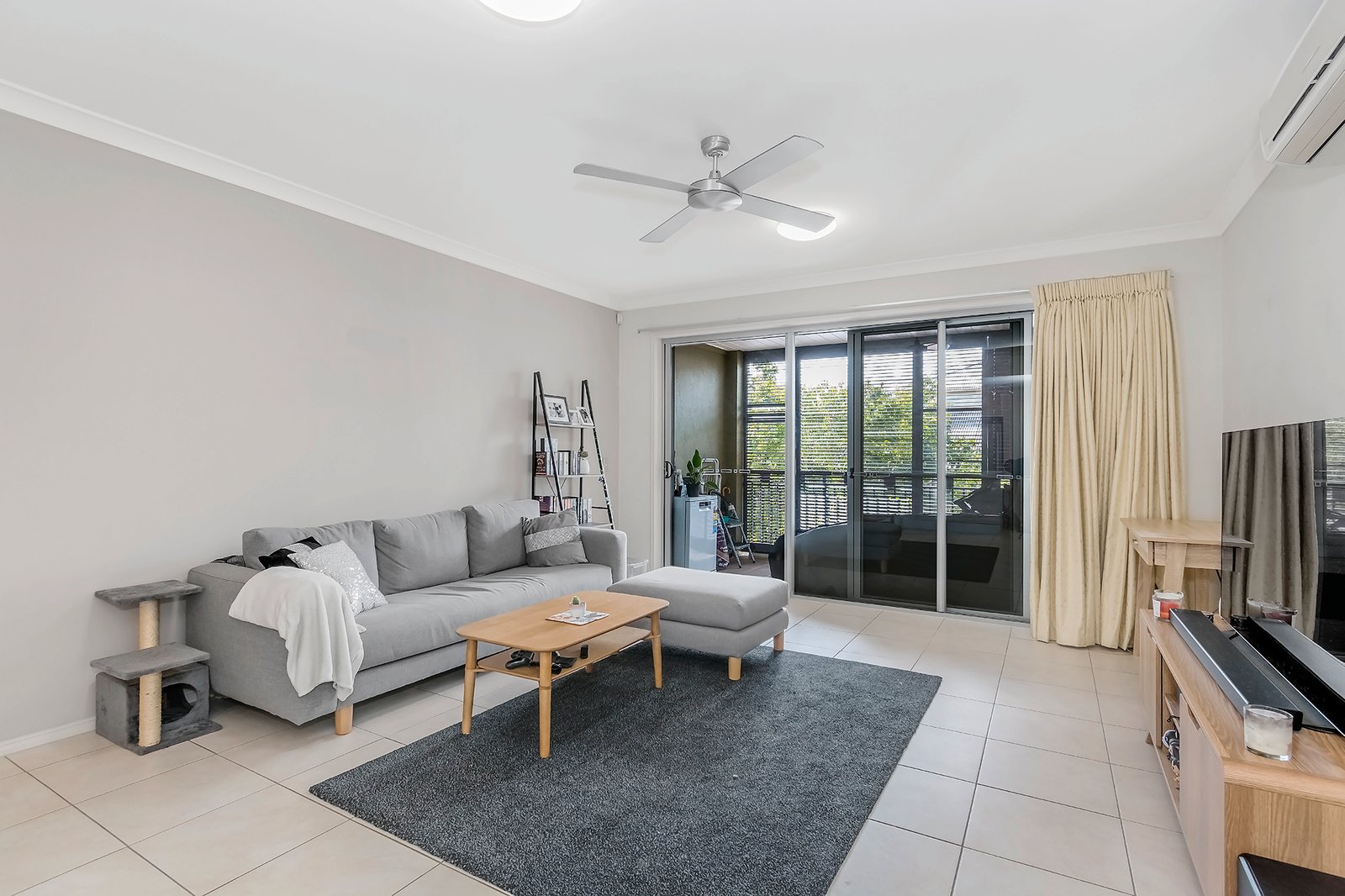 3/3208 Central Place CARRARA 4
