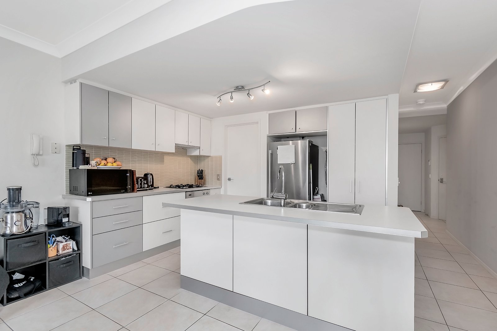 3/3208 Central Place CARRARA 5