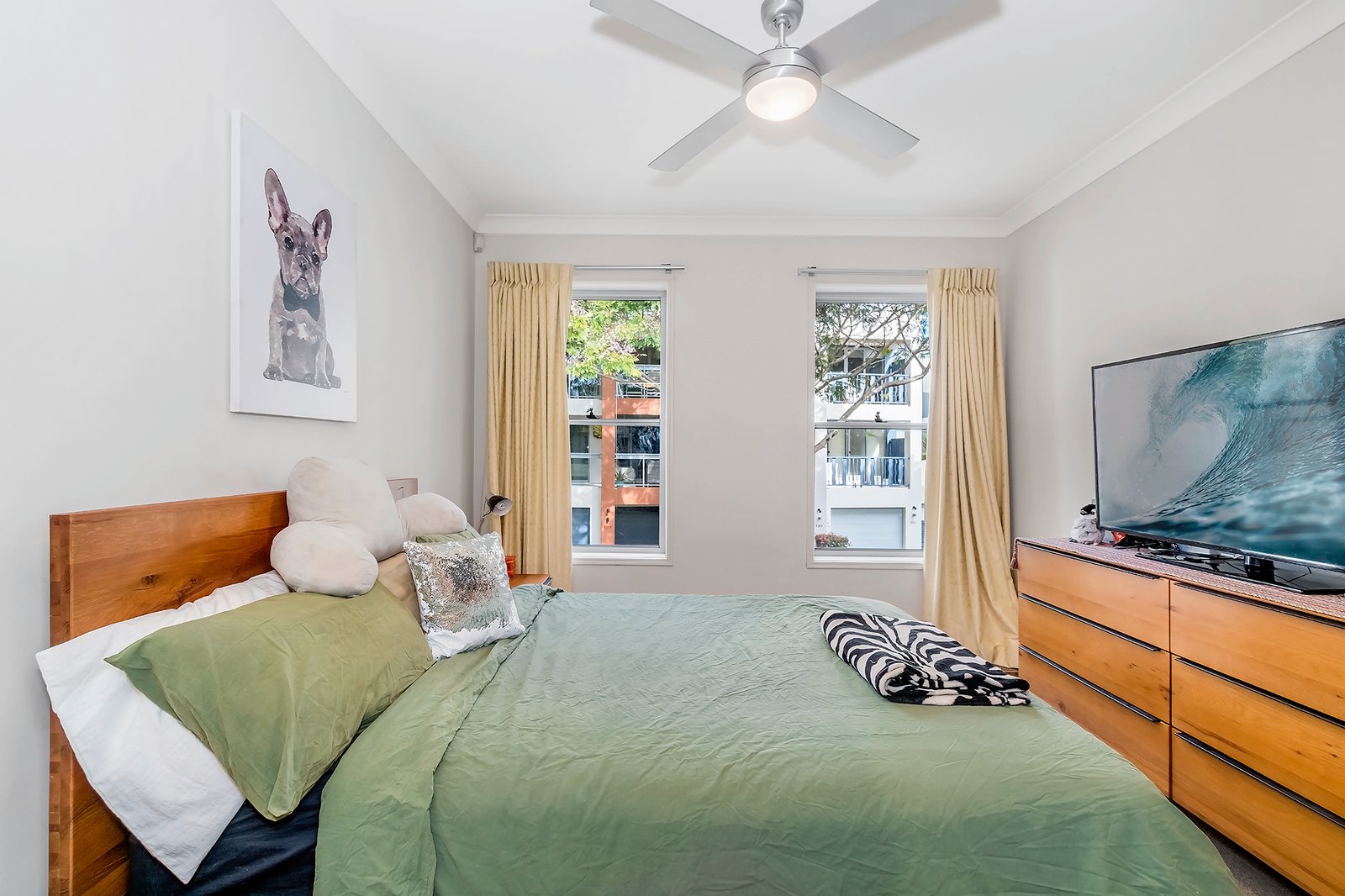 3/3208 Central Place CARRARA 11