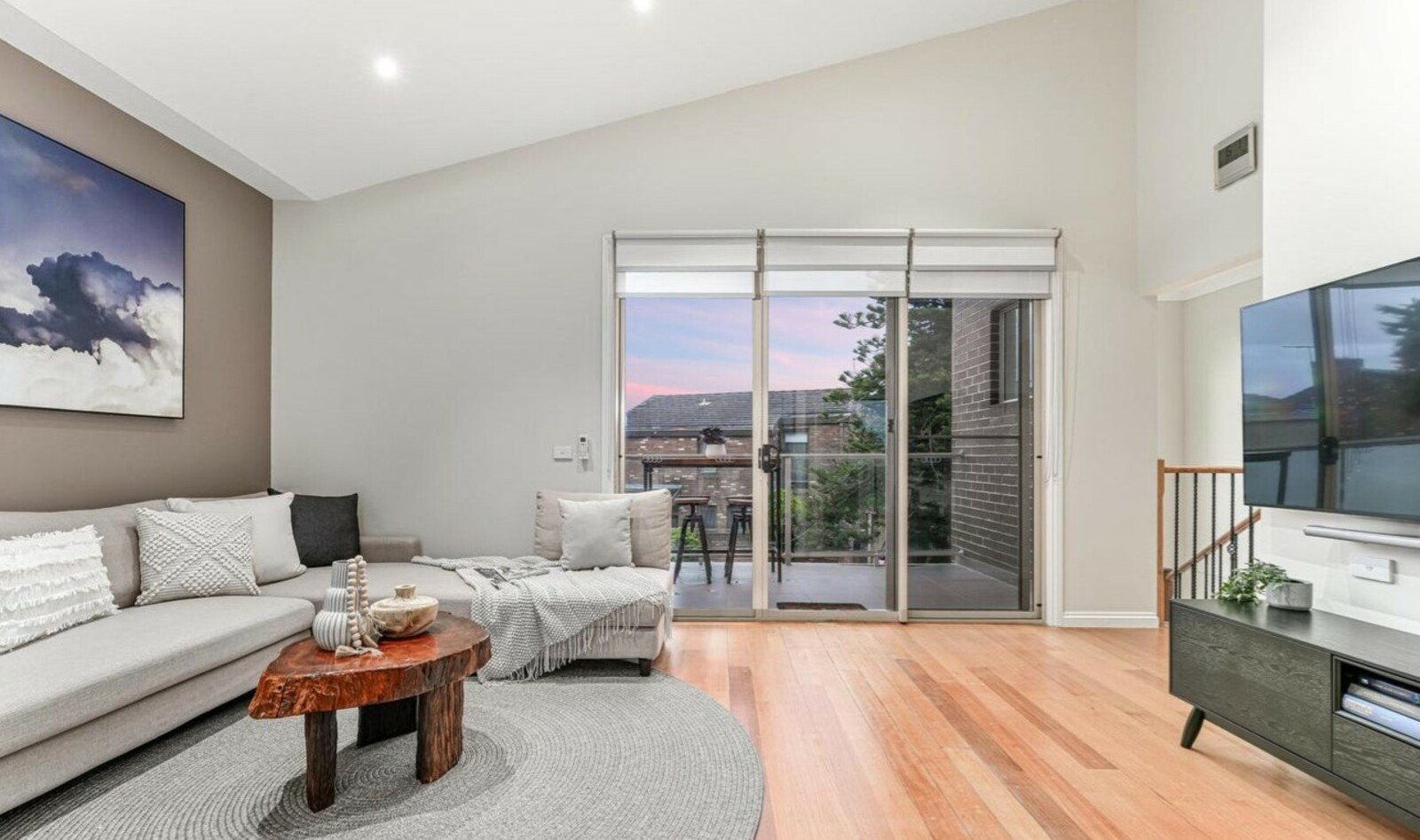 Gallery: 3/325 Nepean Highway