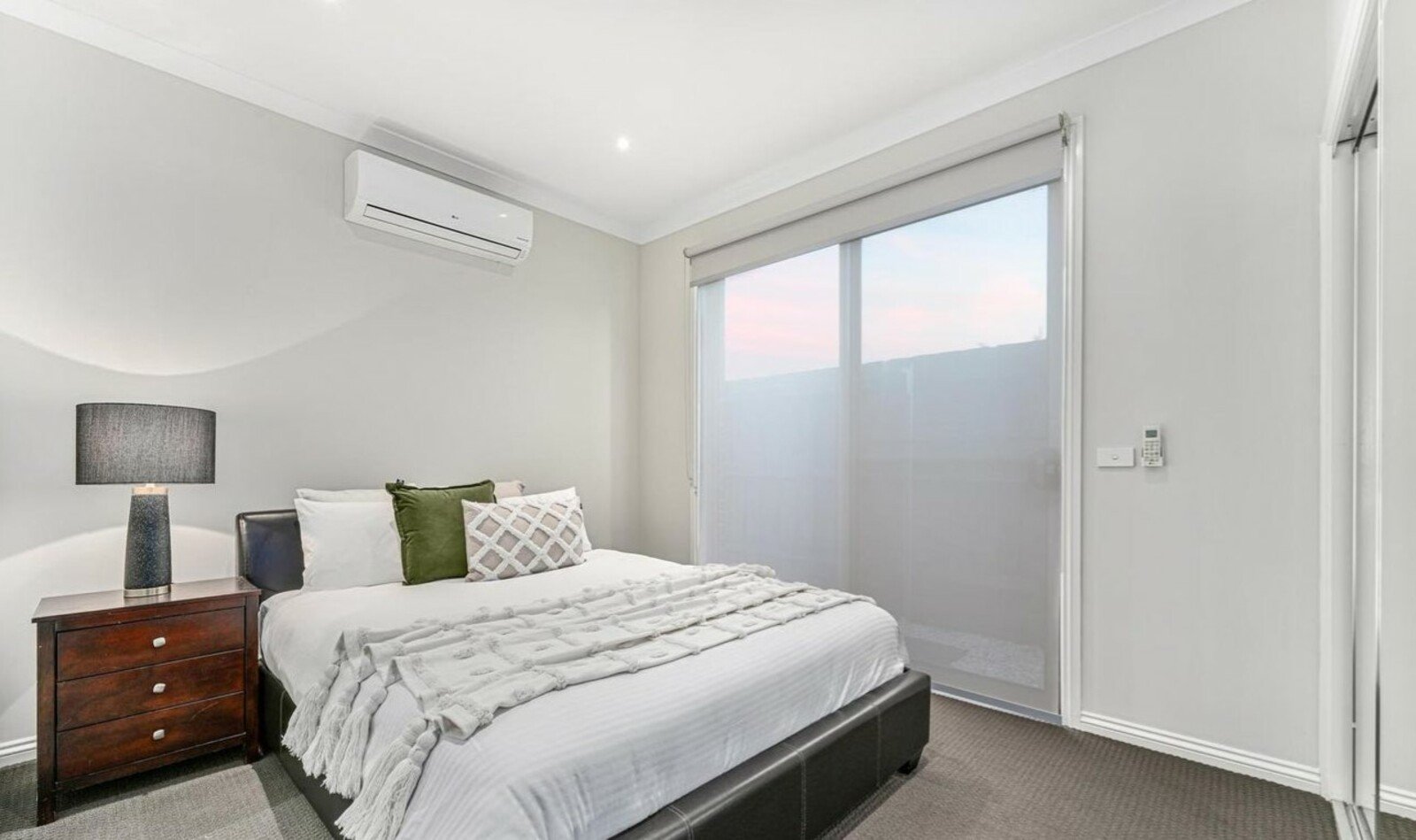 Gallery: 3/325 Nepean Highway