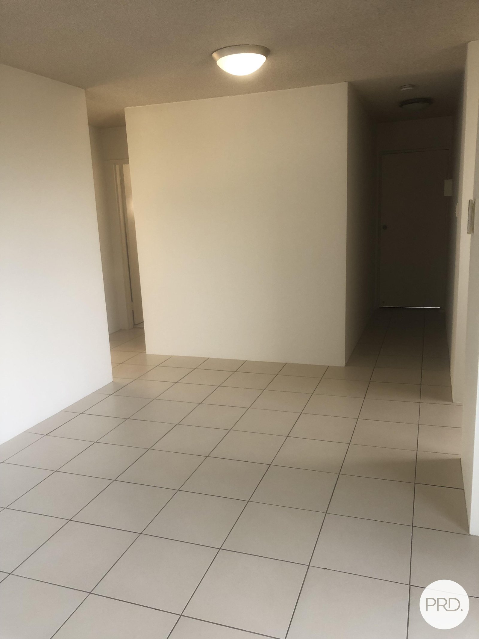 3/327 Zillmere Road ZILLMERE 2