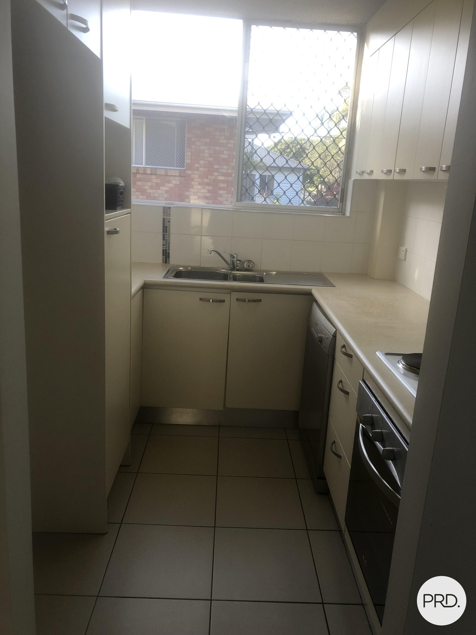 3/327 Zillmere Road ZILLMERE 4