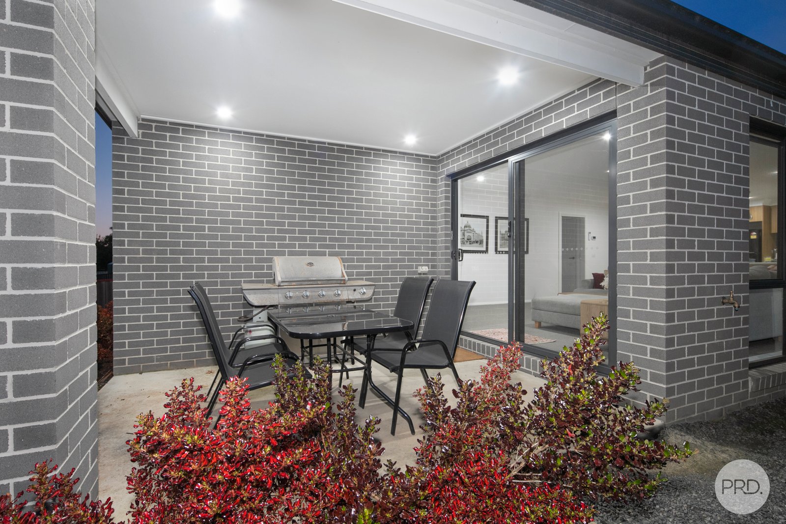 332B Clayton Street CANADIAN 19