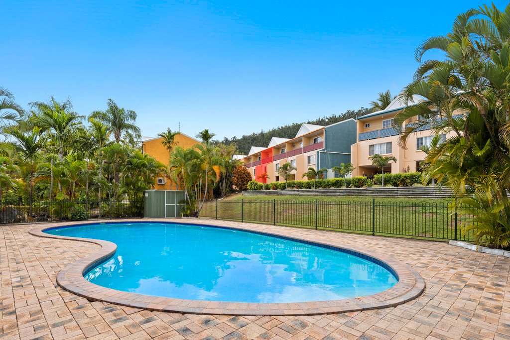 33/3 Eshelby Drive CANNONVALE 1