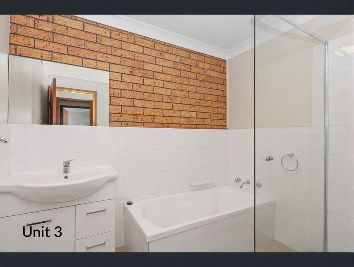 3/33 Florence Lane TAMWORTH 4