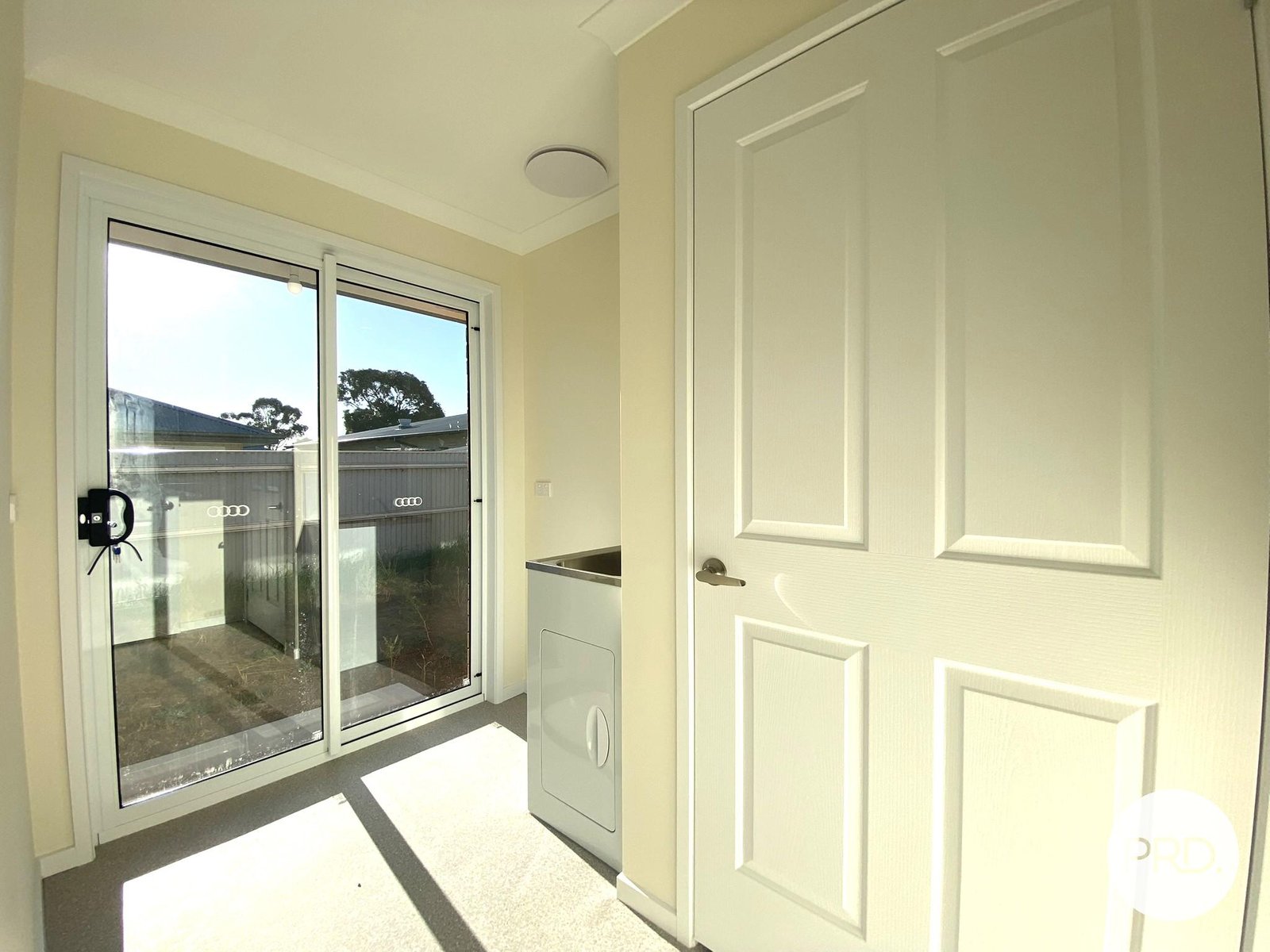 3/33 Jubilee Avenue BRIGHTON 11