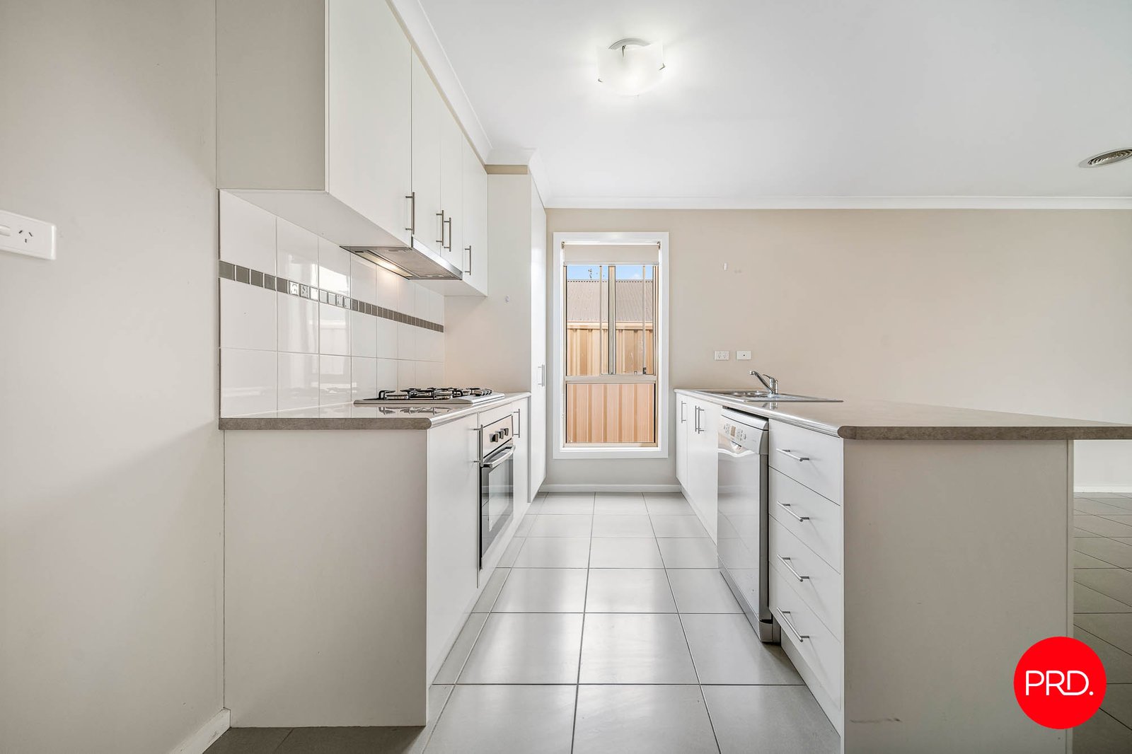 3/33 Kennewell Street WHITE HILLS 4
