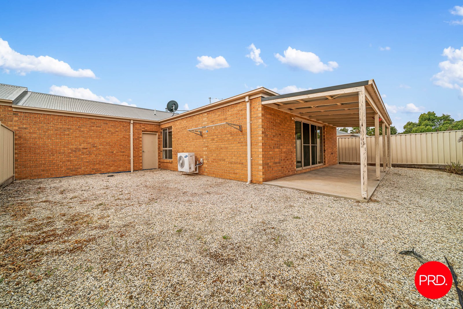 3/33 Kennewell Street WHITE HILLS 12