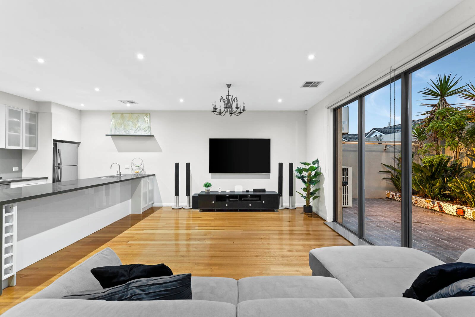 Real Estate and Property in 3/33 Moonya Road, Carnegie, VIC