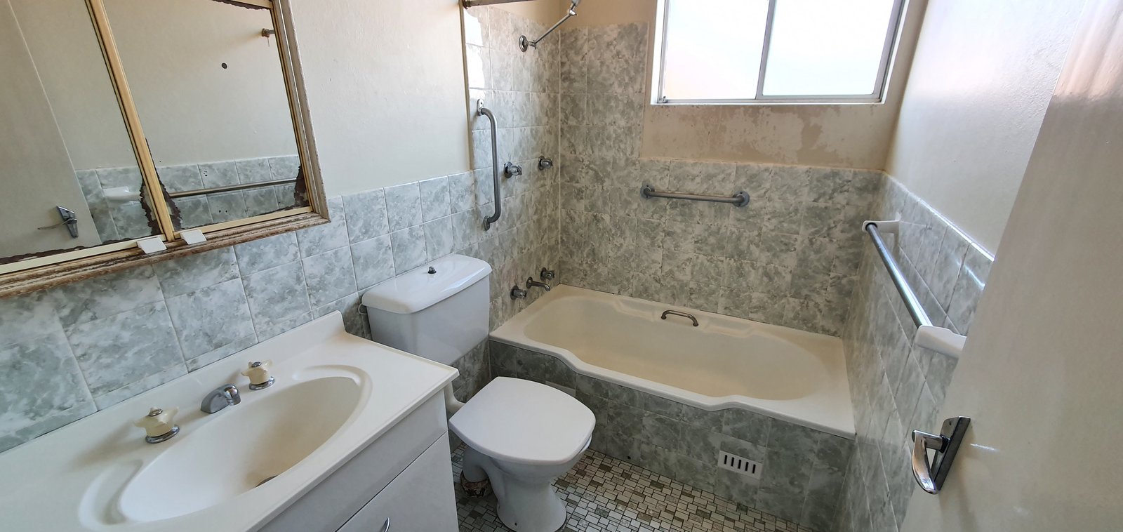 3/33 Queen Victoria St  KOGARAH 6