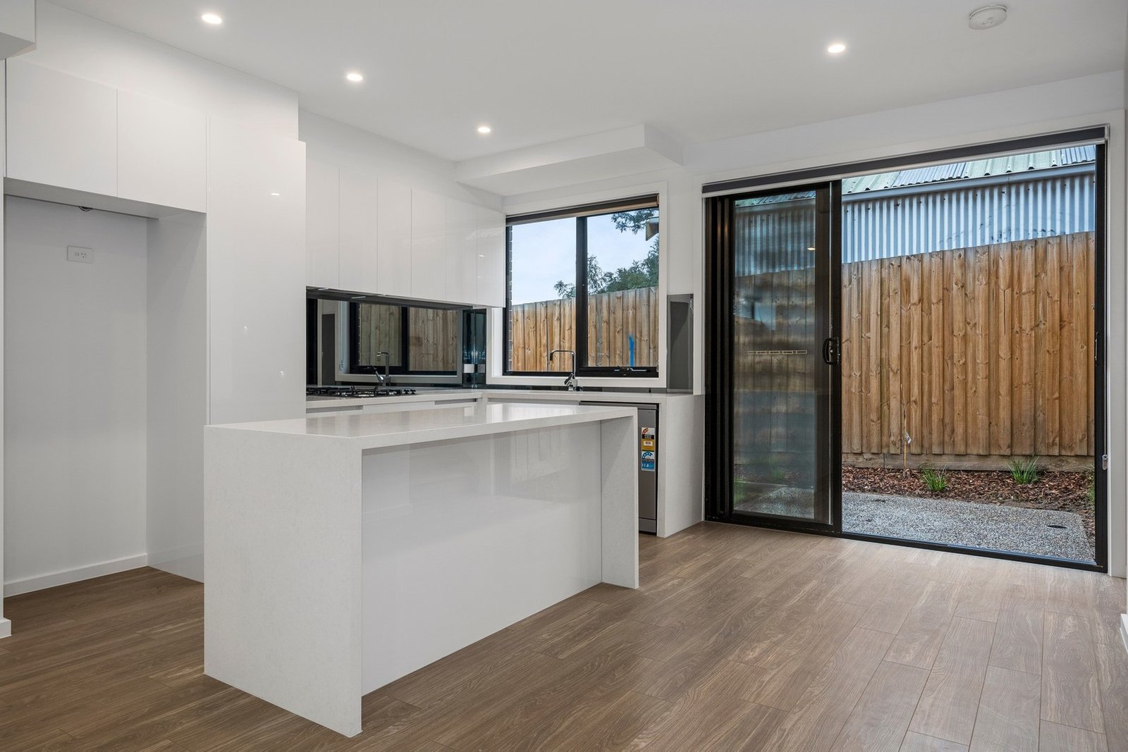 Real Estate and Property in 3/33 Summerhill Road, Reservoir, VIC