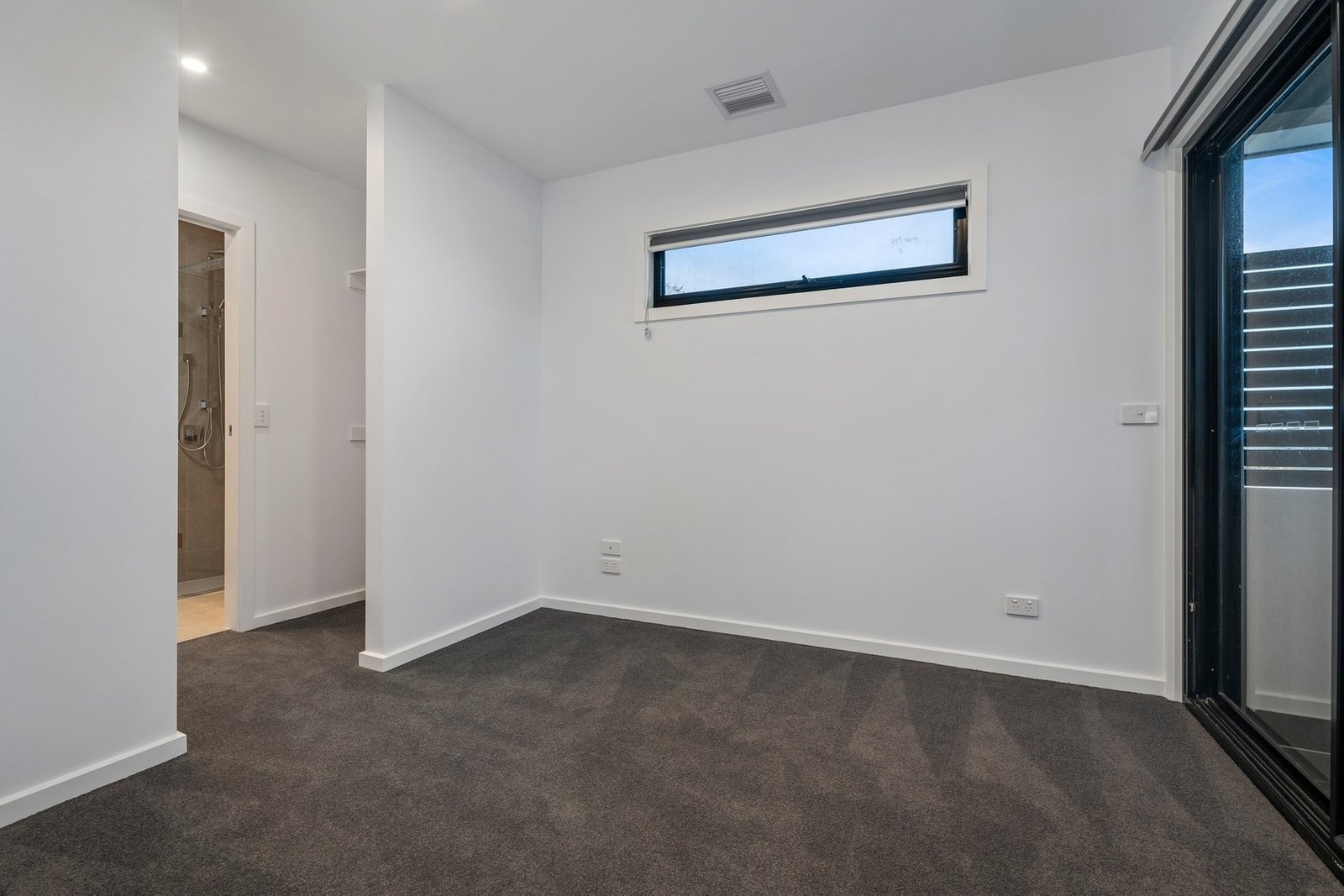 Real Estate and Property in 3/33 Summerhill Road, Reservoir, VIC