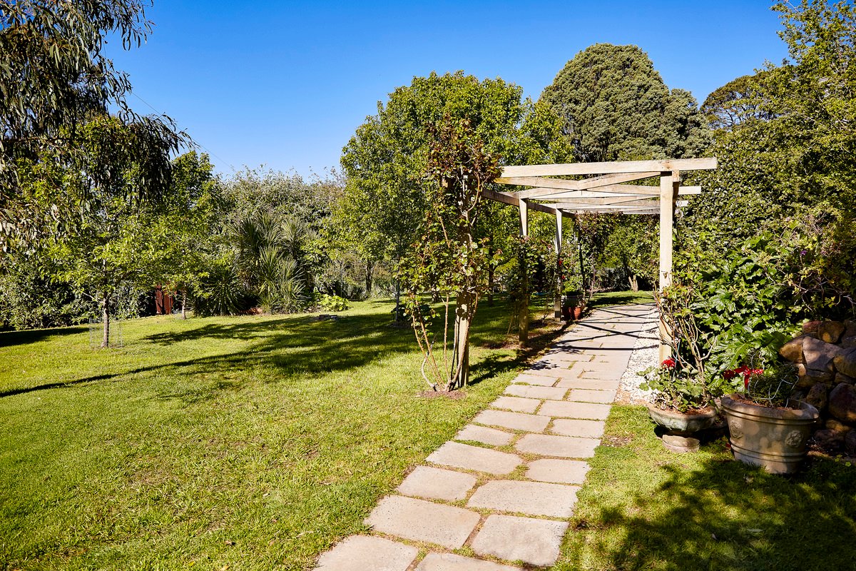 Real Estate and Property in 3330 Romsey Road, Chintin, VIC