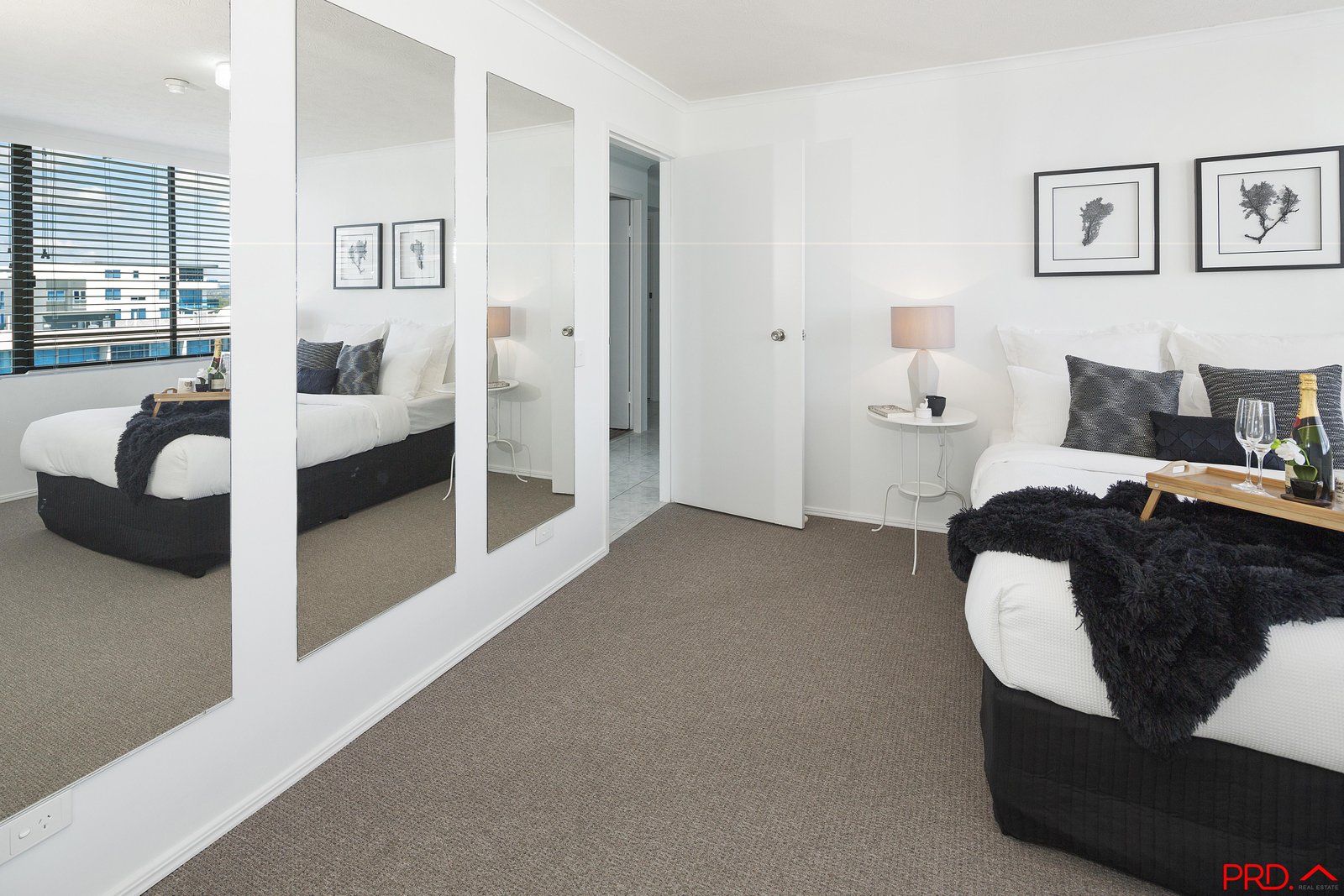 33/316-318 Marine Parade LABRADOR 5