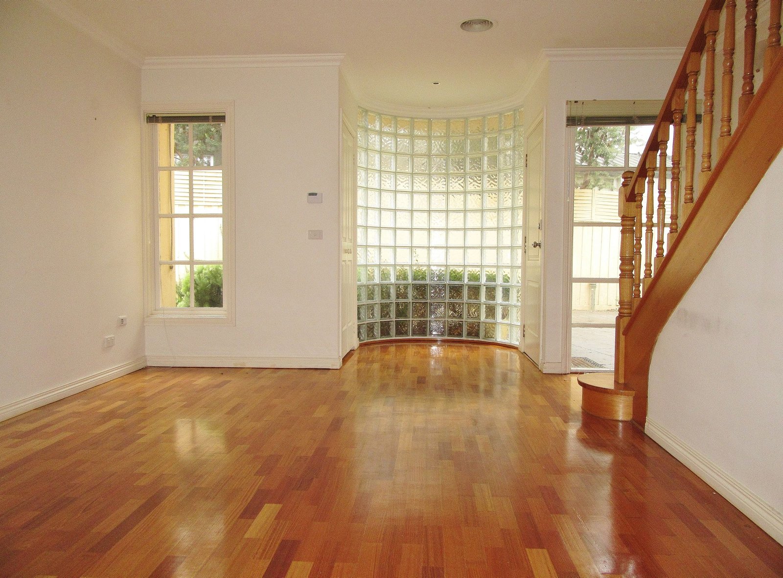 Gallery: 3/332 Beach Road