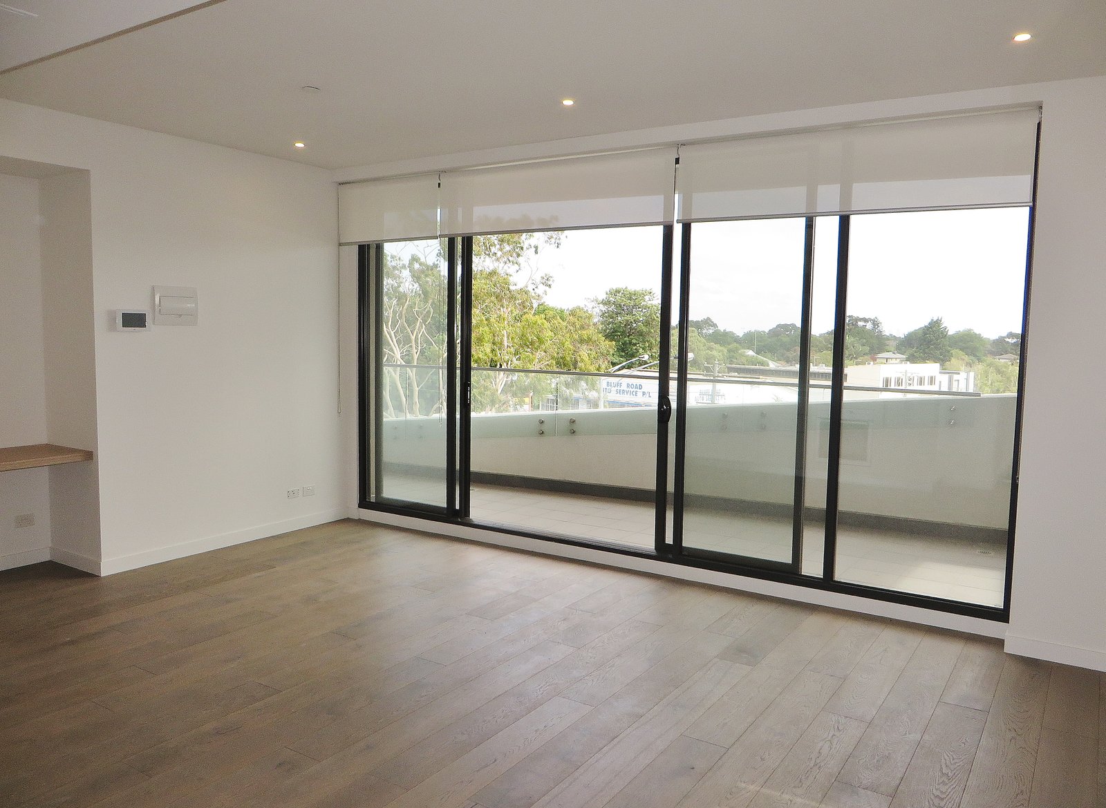 Gallery: 333/222 Bay Road