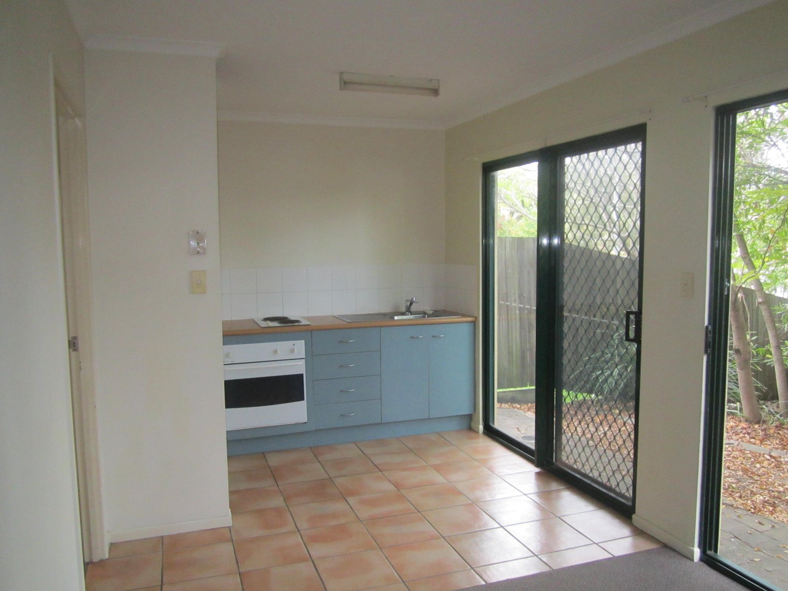 3/333 Zillmere Road ZILLMERE 2