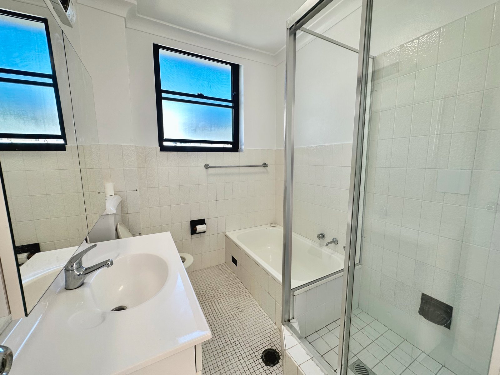 33/38-40 Diamond Bay Road VAUCLUSE 6